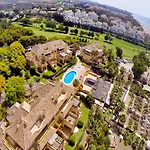 Beachfront Penthouse Marbella, Rio Real Playa マルベーリャ