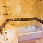 Beachfront Penthouse Marbella, Rio Real Playa *