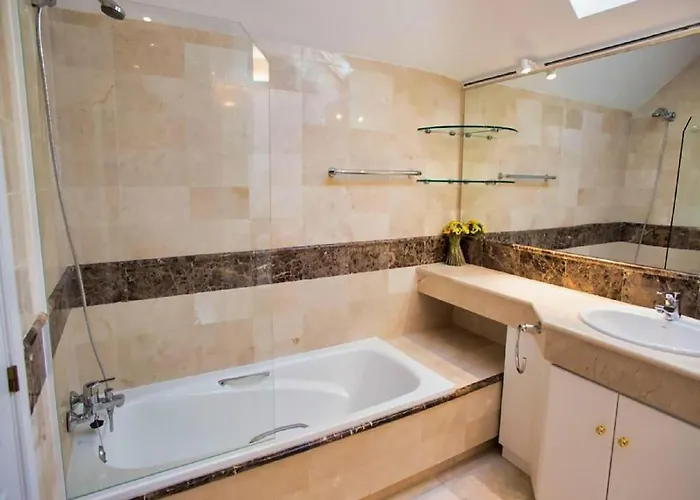 Lejlighed Beachfront Penthouse Marbella, Rio Real Playa