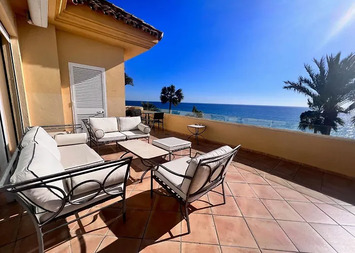 Beachfront Penthouse Marbella, Rio Real Playa
