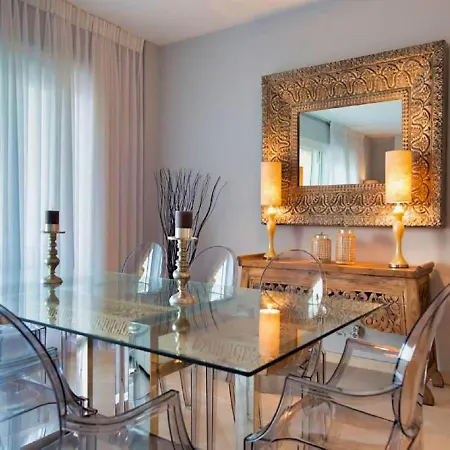 Апартаменты Beachfront Penthouse Marbella, Rio Real Playa *