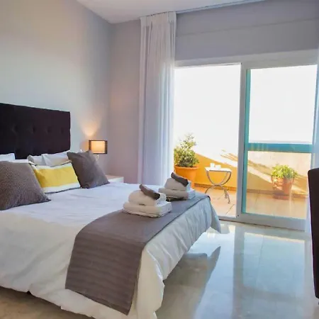 Beachfront Penthouse Marbella, Rio Real Playa Апартаменты Марбелья