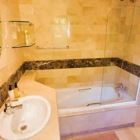 Beachfront Penthouse Marbella, Rio Real Playa *