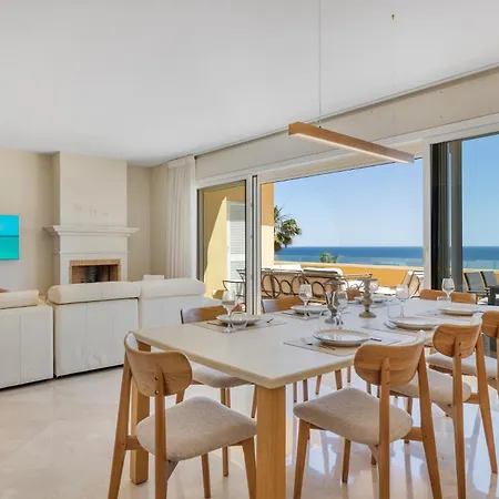 Beachfront Penthouse Marbella, Rio Real Playa Marbella