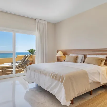 Beachfront Penthouse Marbella, Rio Real Playa * Marbella