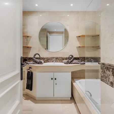 Beachfront Penthouse Marbella, Rio Real Playa