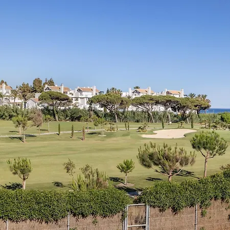Daire Beachfront Penthouse Marbella, Rio Real Playa *