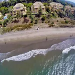 Apartamento Beachfront Penthouse Marbella, Rio Real Playa Marbella